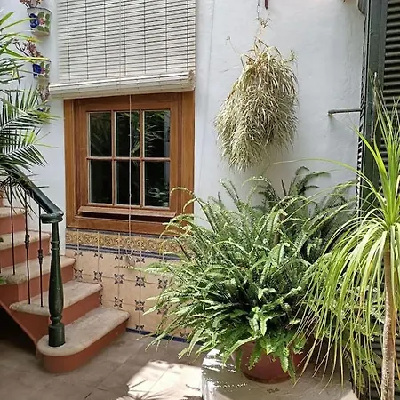 Casa Emblematica En Entorno De Cuento * La Caridad