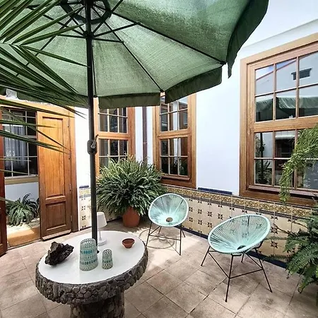 Casa Emblematica En Entorno De Cuento La Caridad