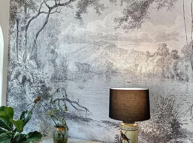 Casa Emblematica En Entorno De Cuento Villa