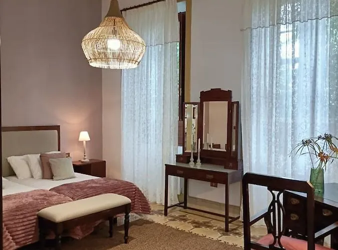 Casa Emblematica En Entorno De Cuento Villa *