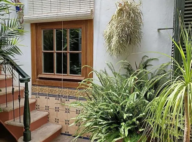 Casa Emblematica En Entorno De Cuento * La Caridad