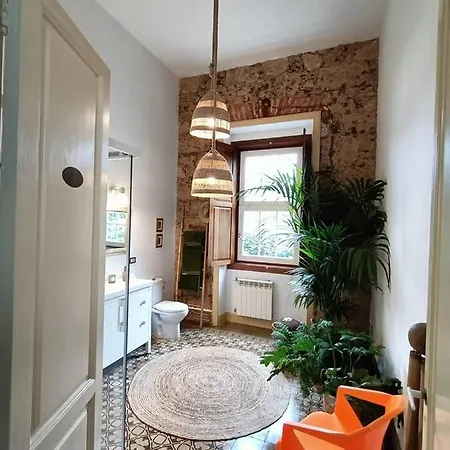 Casa Emblematica En Entorno De Cuento La Caridad