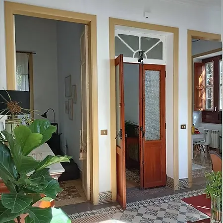 Casa Emblematica En Entorno De Cuento Villa